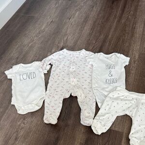 Rae Dunn 3-6 month set